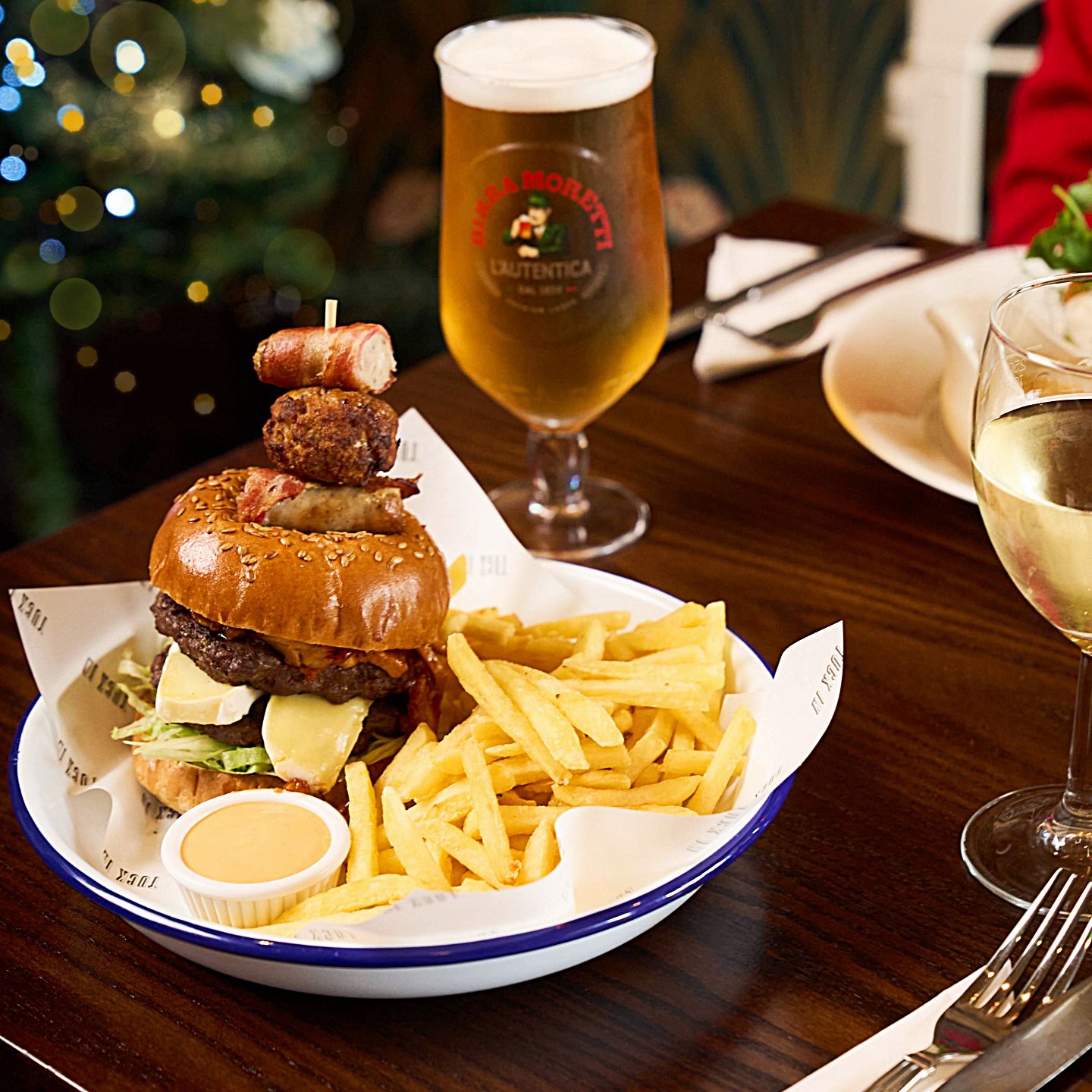 Festive Lunch & Dinner at The Copper Pot in Knowsley